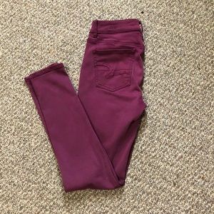 Maroon American Eagle jeggings size 4 high waisted